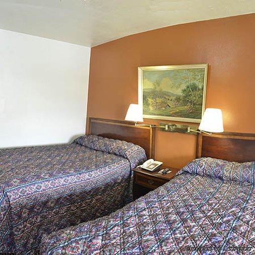 Rodeway Inn & Suites بيندلينتون، أوريغون الغرفة الصورة