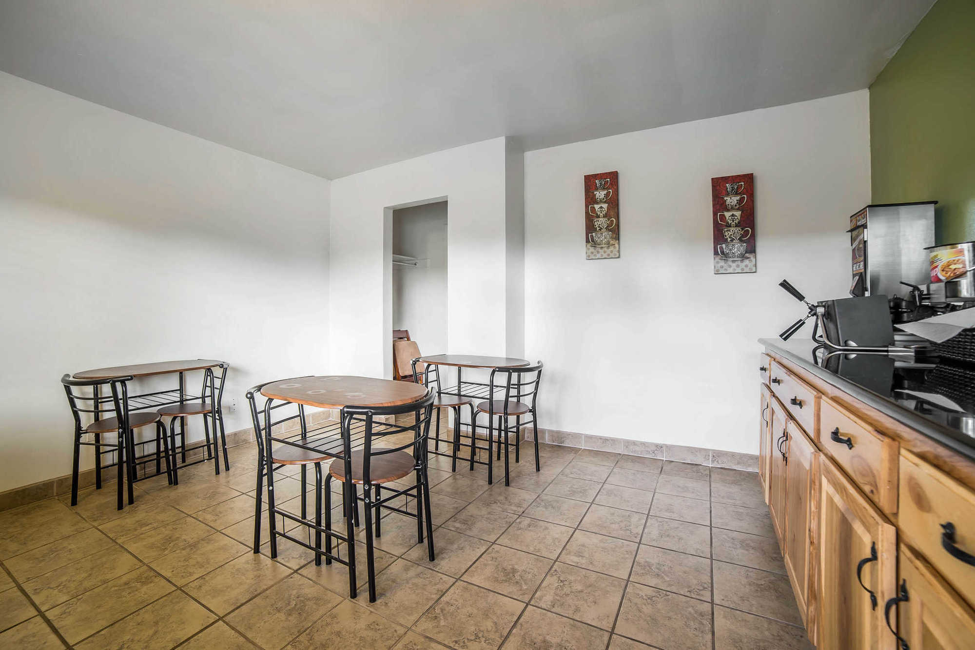 Rodeway Inn & Suites بيندلينتون، أوريغون المرافق الصورة